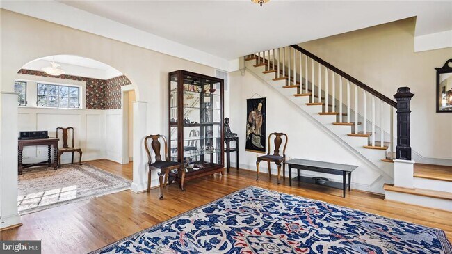 Foto del edificio - 136 N Irving St