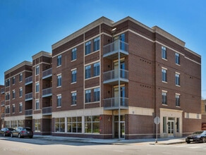 Building Photo - 243 E 31st St
