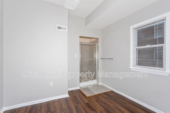 Foto del edificio - 3006 Brooklyn Ave