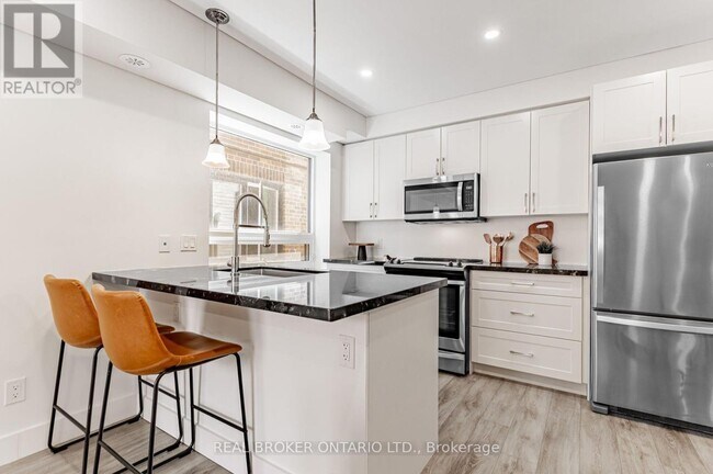 Photo du bâtiment - 1088 Avenue Rd