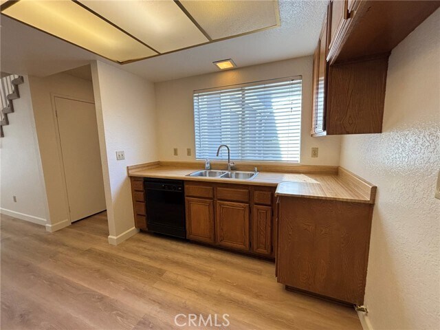 Foto del edificio - 12168 Mt Vernon Ave