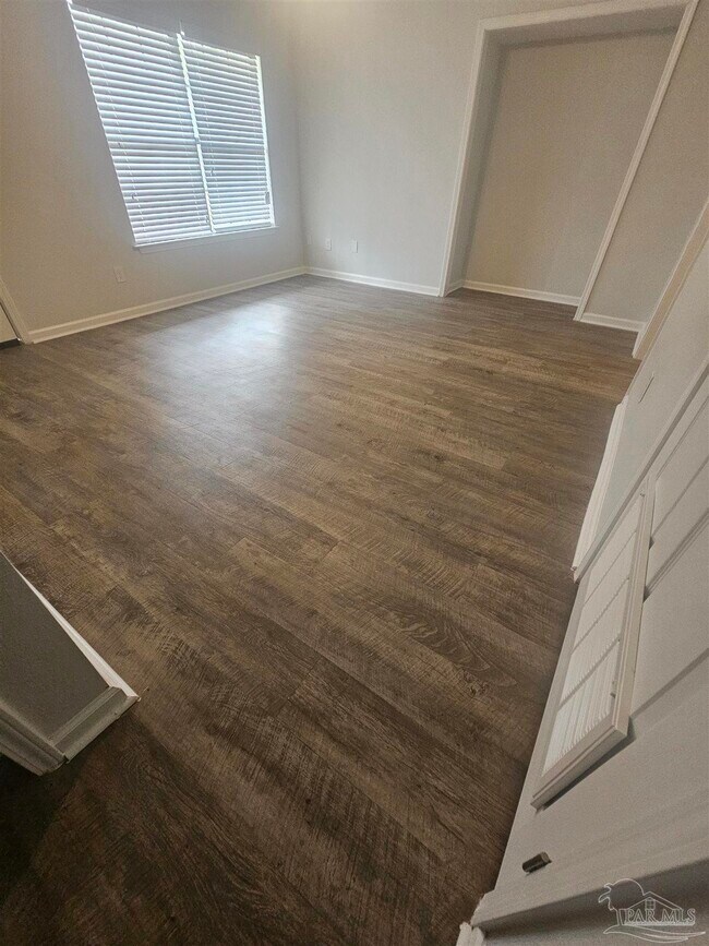 Building Photo - 750 Tumbleweed Trail