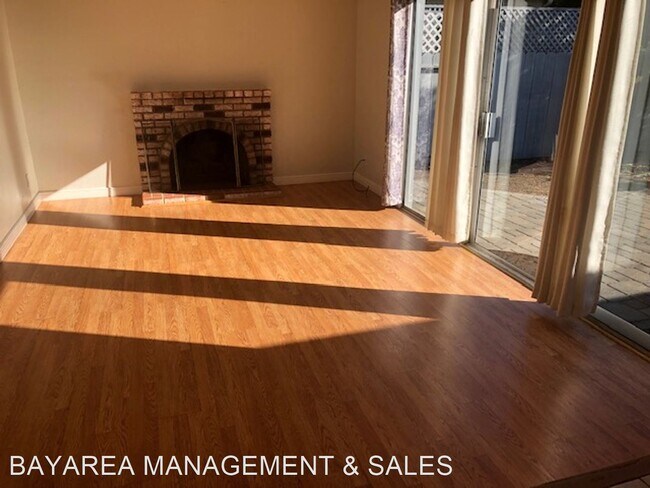 Foto del edificio - 3 br, 2 bath House - 36444 Peugeot Place