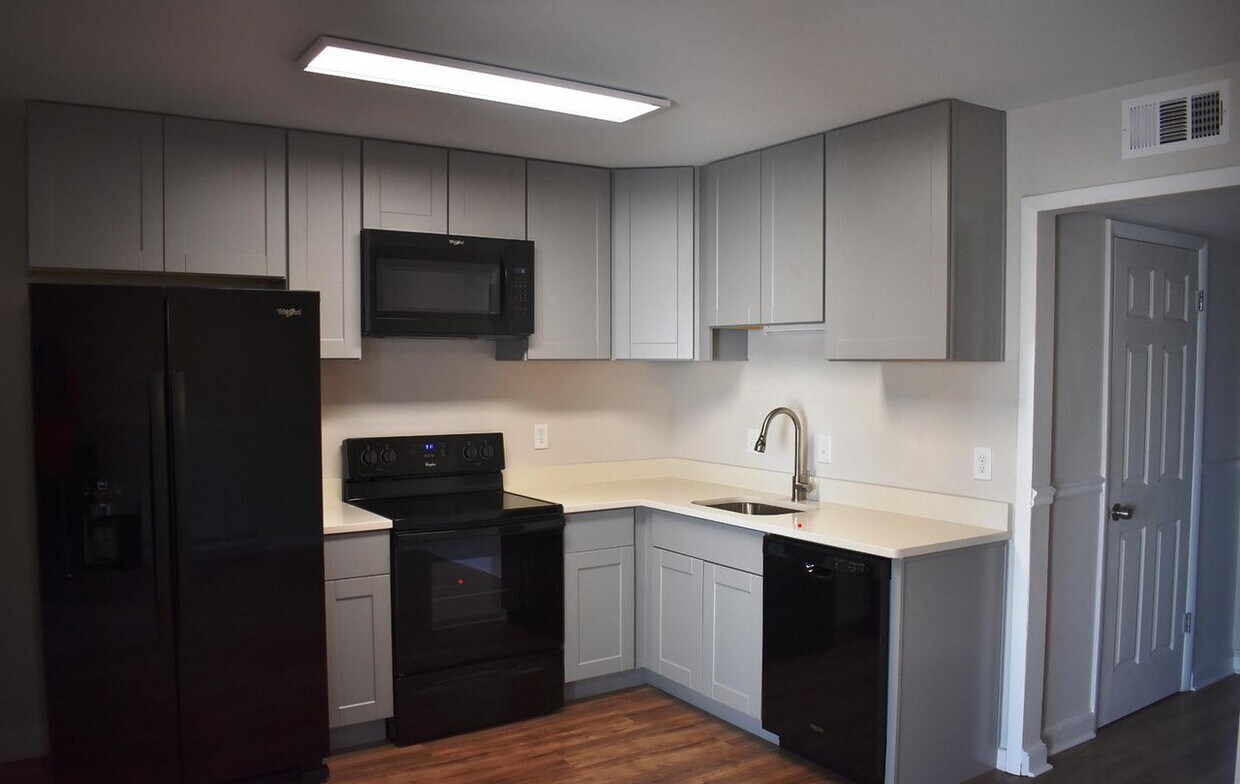 119 W Orndorff Dr, Brunswick, MD 21716 Townhome Rentals in Brunswick