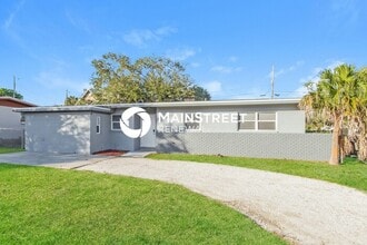 Building Photo - 514 4th Pl SW