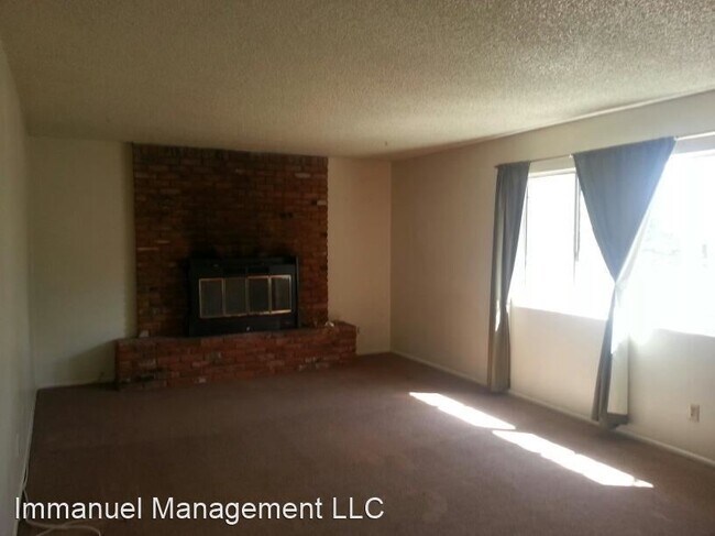 Building Photo - 3 br, 2 bath House - 6035 N Smokerise Drive