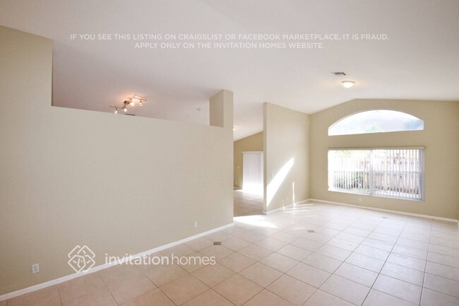 Foto del edificio - 4010 Laurelwood Ln