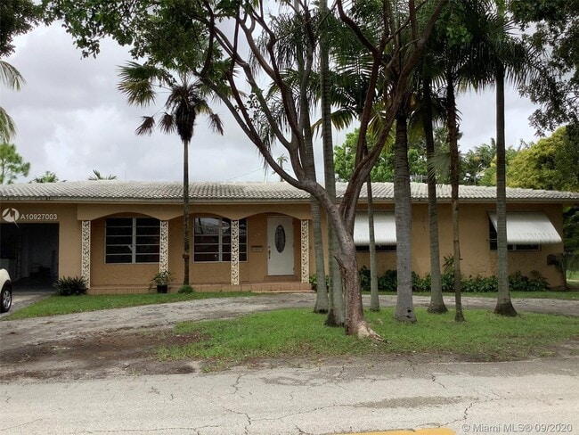 Building Photo - 6295 SW 33rd St