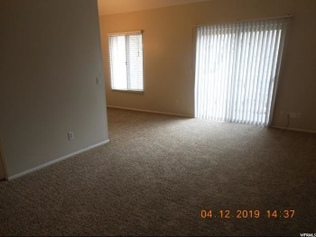 Building Photo - 426 E Creekside Cir