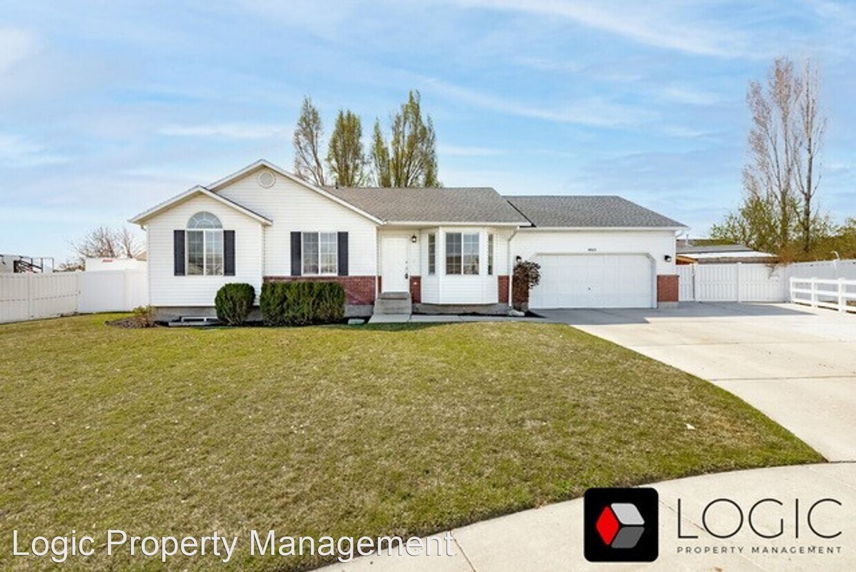 Primary Photo - 6 br, 3 bath House - 4865 Mountain Park Ci...