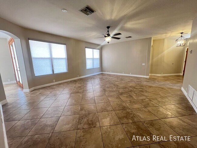 Foto del edificio - 9991 N High Meadow Trail