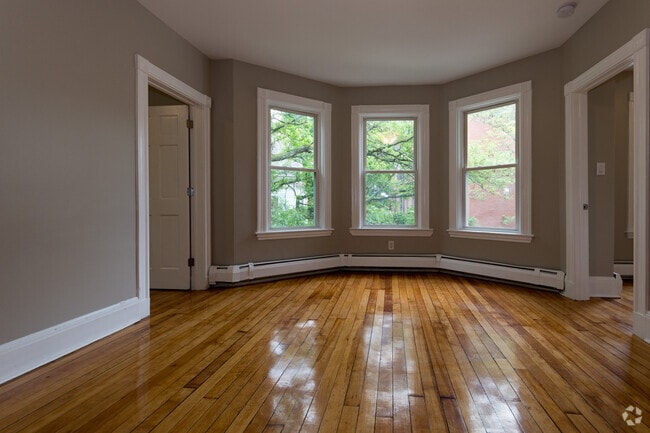 Building Photo - 22 Highland Ave