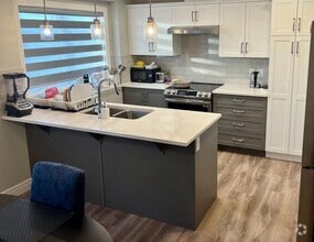 Kitchen - 4137 76 St NW