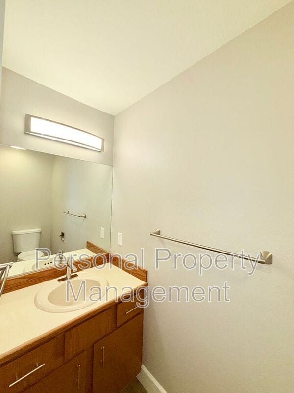 Building Photo - 13817 NW 10th Ct