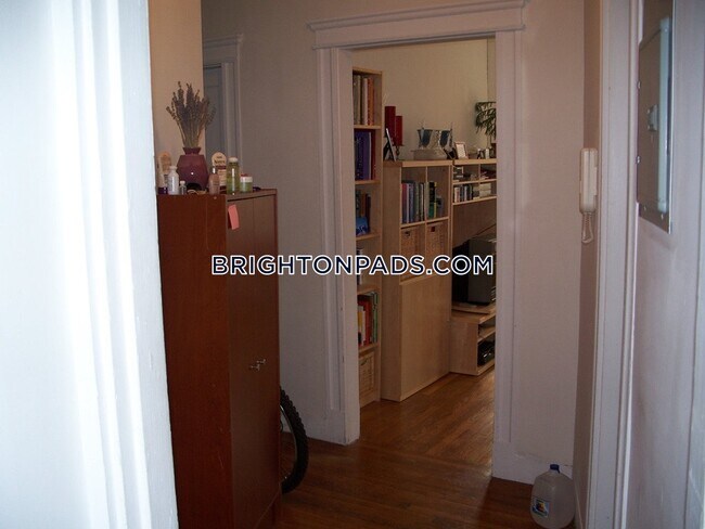 Foto del edificio - 15 Colborne Rd