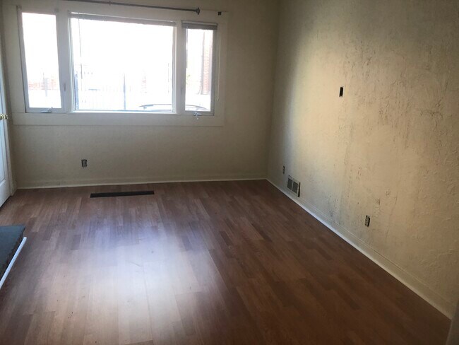 Bedroom - 312 Pearl St
