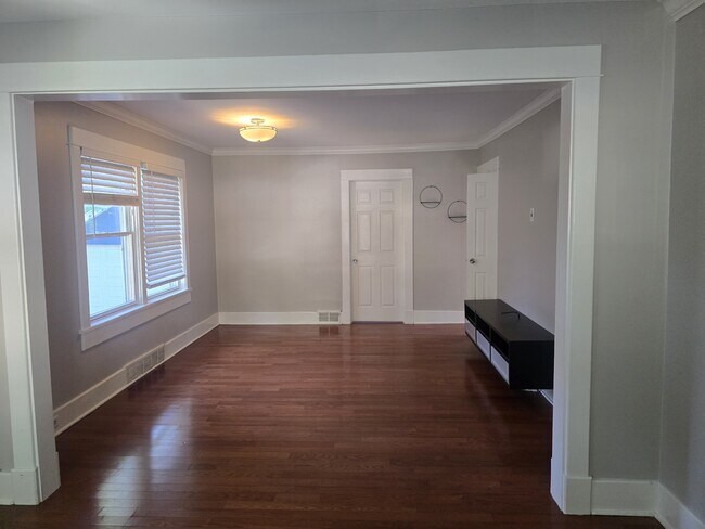 Foto del edificio - 916 Cherokee Ave