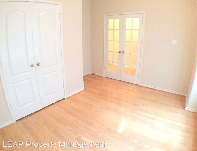 Building Photo - 4 br, 2 bath House - 8661 Davis Dr