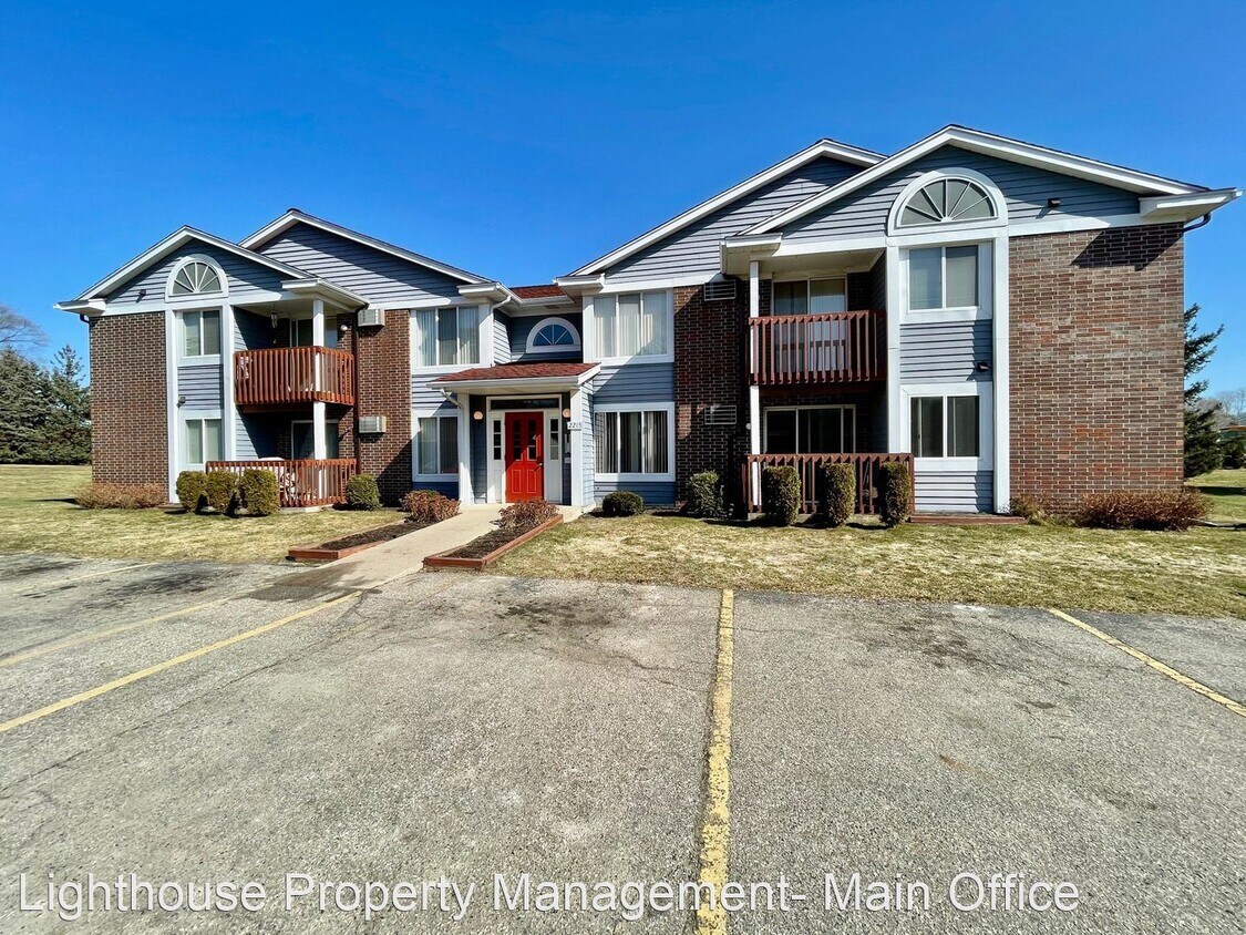 2215 29th St SW, Wyoming, MI 49519 House for Rent in Wyoming, MI