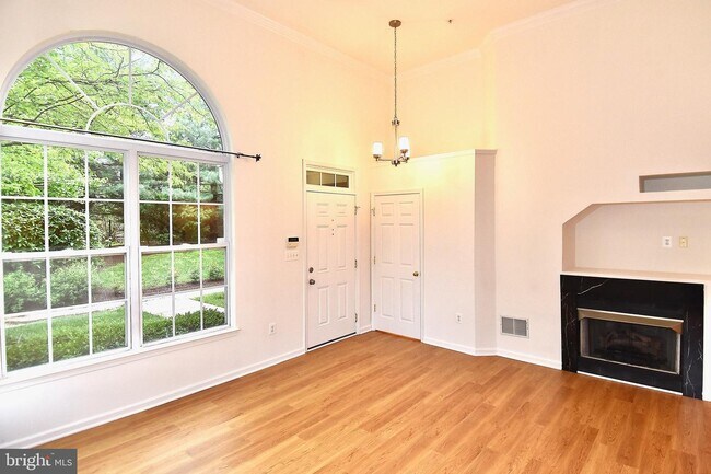 Foto del edificio - 12065 Trumbull Way