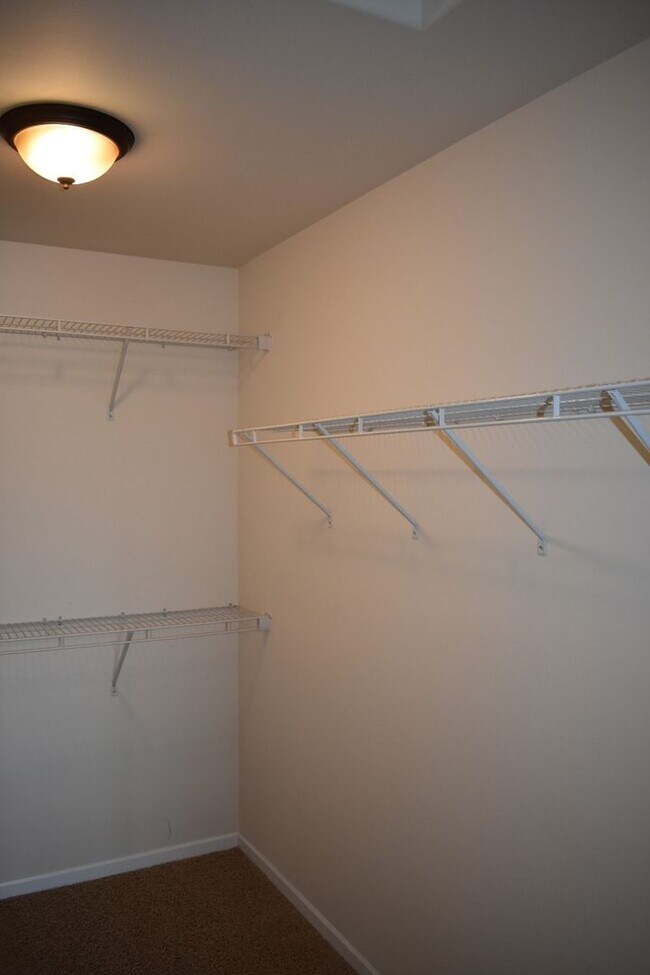 Foto del edificio - 3 Bed 3 Bath Single Family Home