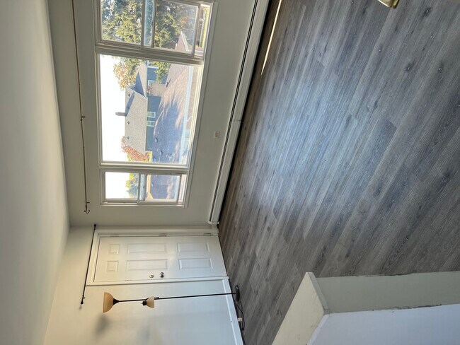 Foto del edificio - 7716 Ogden Ave