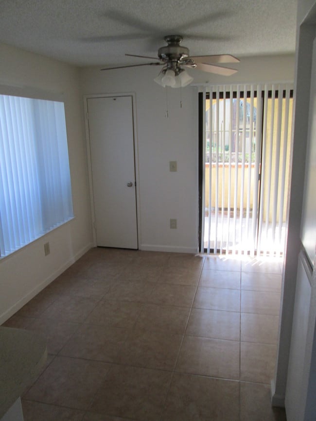 Villa Sienna Apartment Homes Apartments Bakersfield, CA