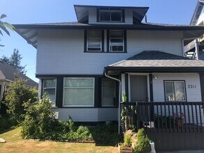 Building Photo - 2211 A St