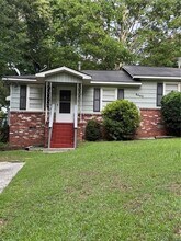 Building Photo - 6440 Gordon St