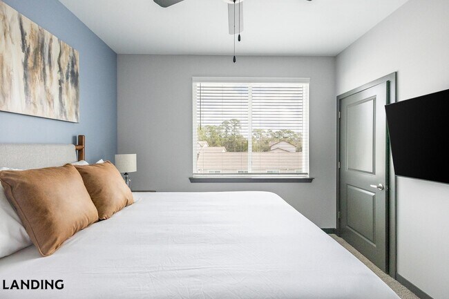 Building Photo - 8511 Myslak Wy