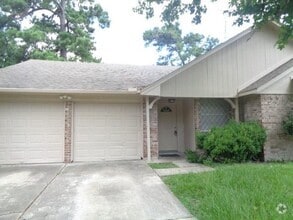 Building Photo - 3631 Wintergreen Dr