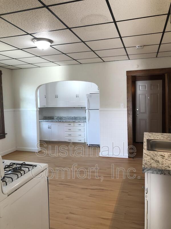 Building Photo - 148 Maywood St