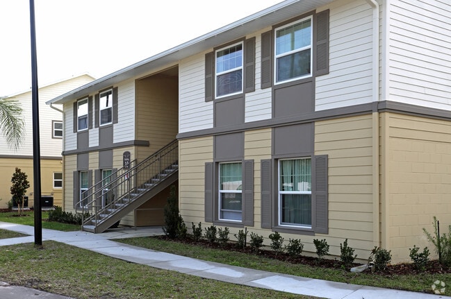 Building Photo - Dean Woods Place