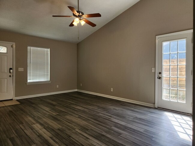 Foto del edificio - **Available to view in March** Beautifully Updated Home in Georgetown