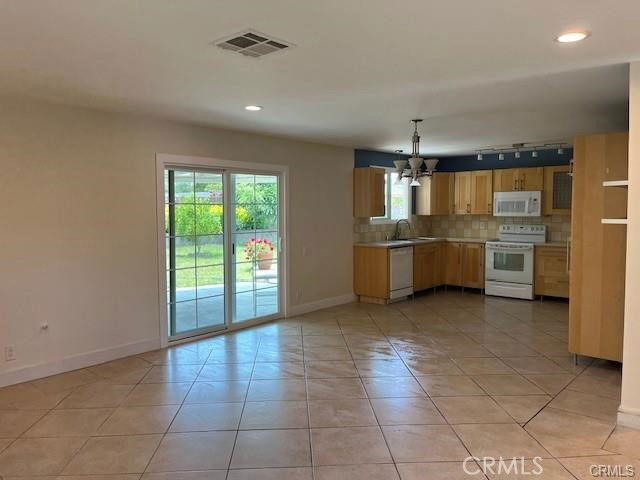 Building Photo - 22648 Mobile St