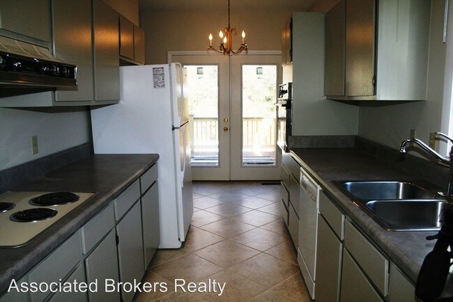 Building Photo - 1809 Rugby Pl