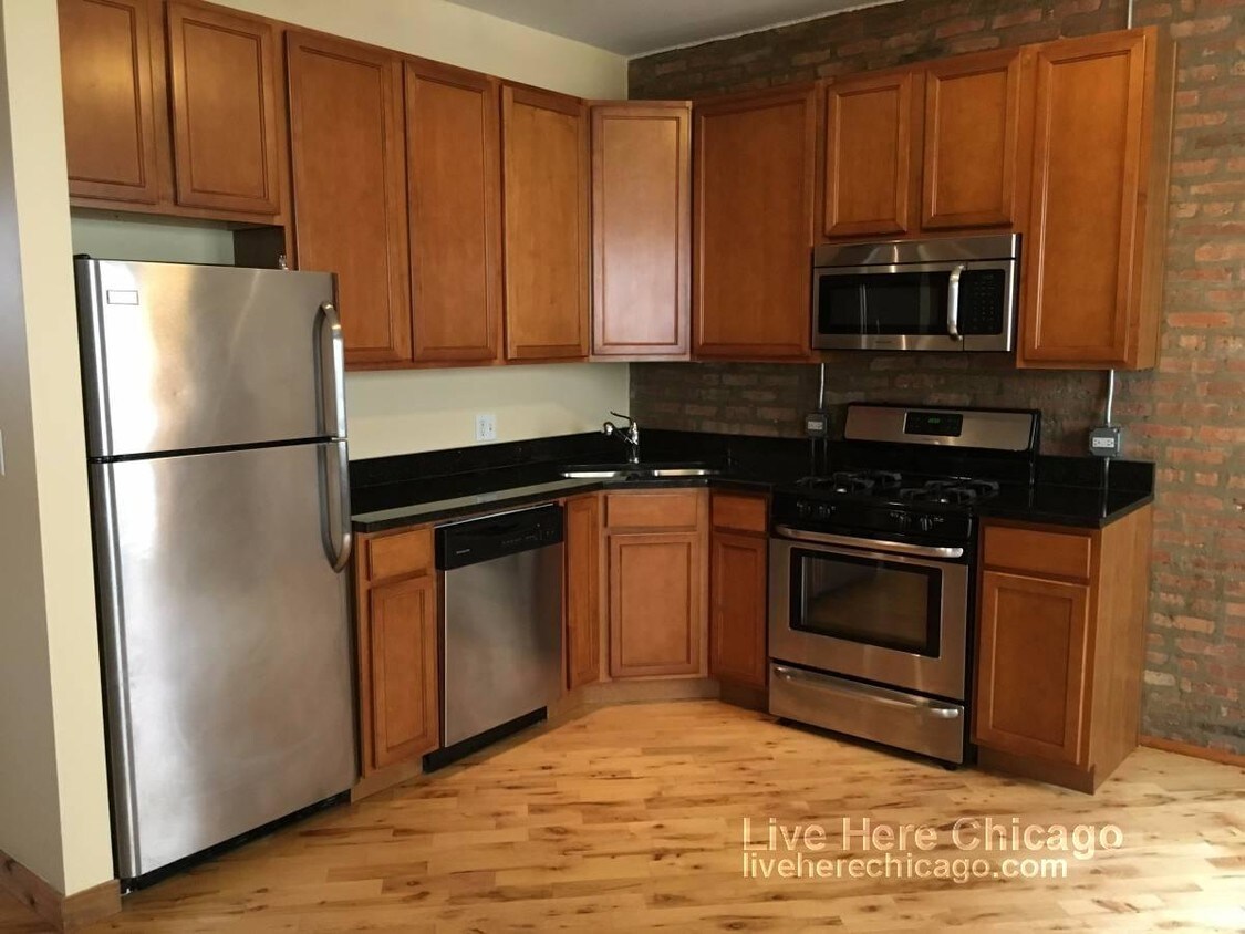 Foto principal - 1138 E Hyde Park Blvd