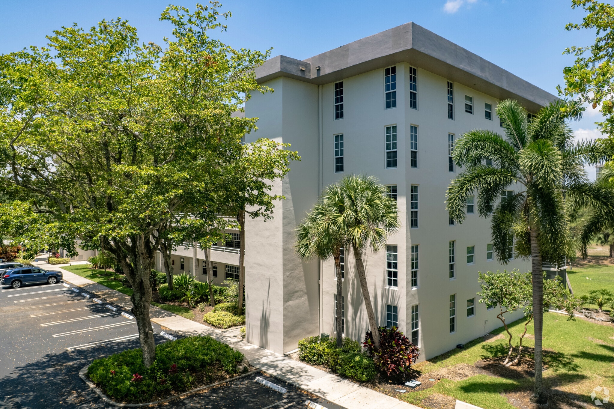 Palm-Aire  Oaks Lane Building 68