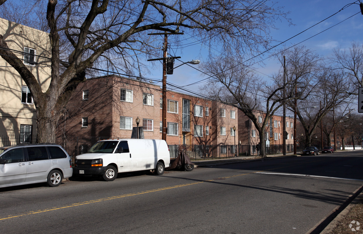 Foto del edificio - The Jackson Apartments