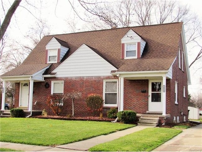 Building Photo - 3018 Gloria St