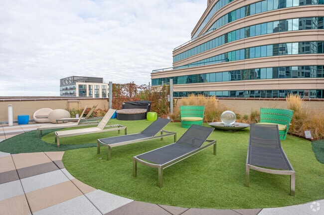 Rooftop Deck - Soo Line