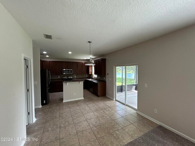 Building Photo - 487 S Aberdeenshire Dr