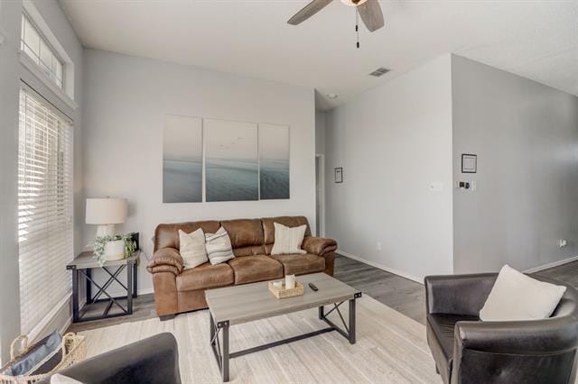 Building Photo - 6302 Mt Vernon Dr