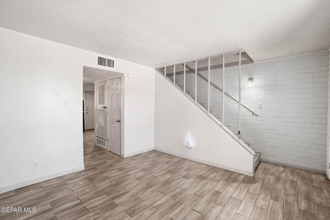 Building Photo - 3702 Keltner Ave