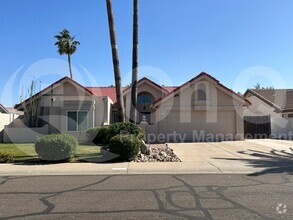 Building Photo - 11115 E Mercer Ln