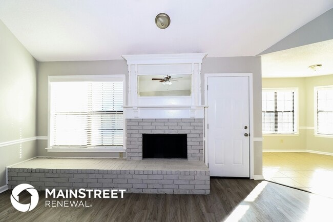 Building Photo - 5921 Pecan Trce