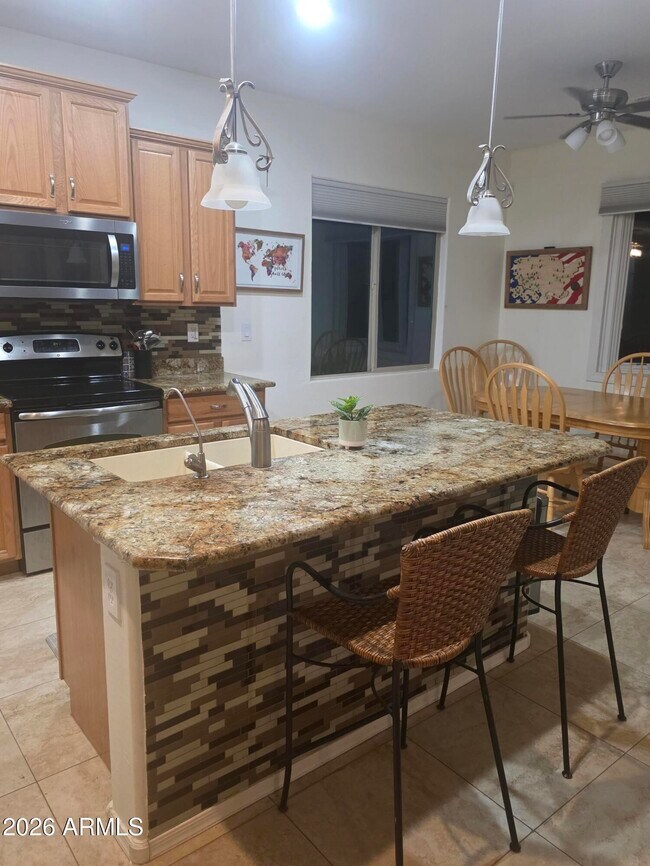 Foto del edificio - 42826 W Darter Dr