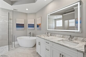 Building Photo - 9380 Triana Terrace