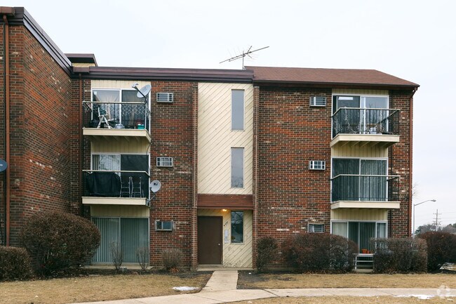 Building Photo - 400 Pleasant Run St