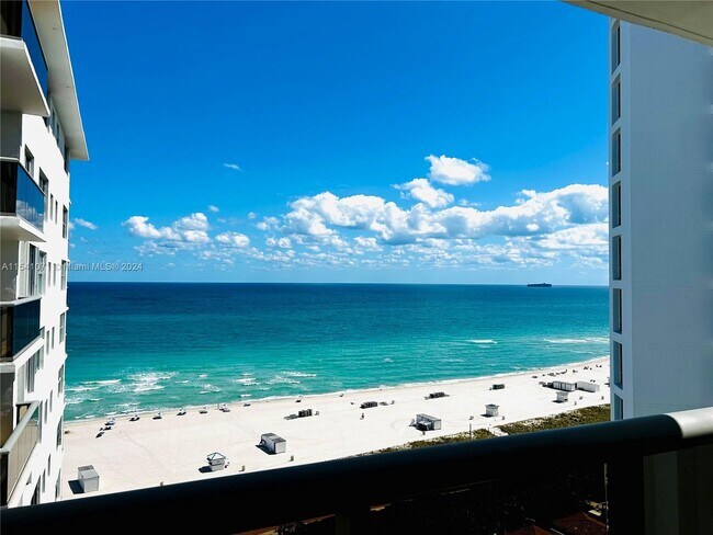 Foto del edificio - 6039 Collins Ave